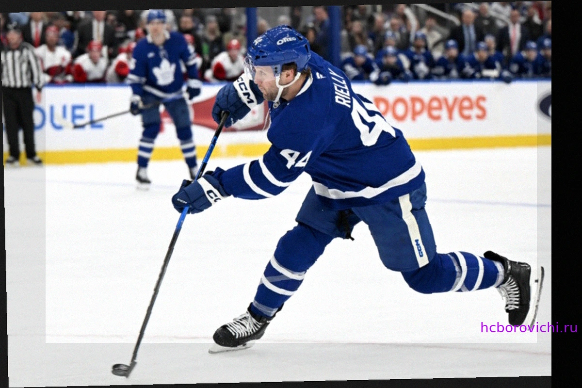 Слухи о Toronto Maple Leafs: Радко Гудас и Морган Райлли